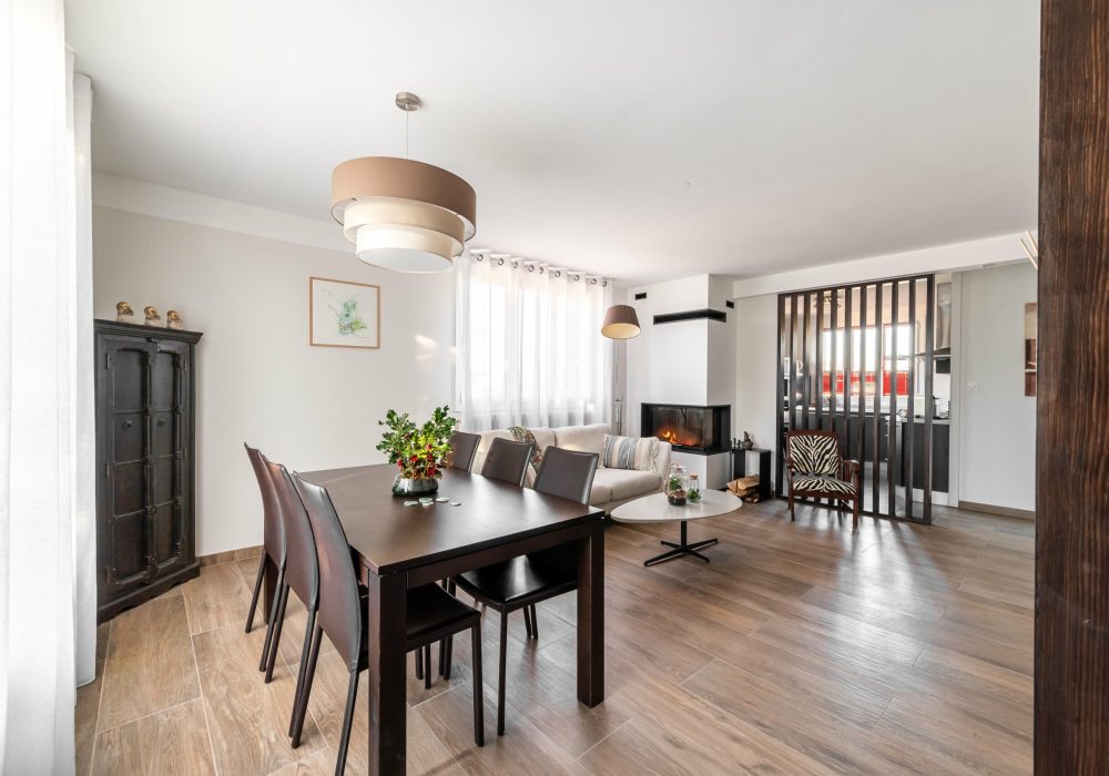 Architecte et décoratrice d'intérieur en Nord isère. Rénovations de caractère pour particuliers. plateau, belles demeures, valorisation de patrimoine