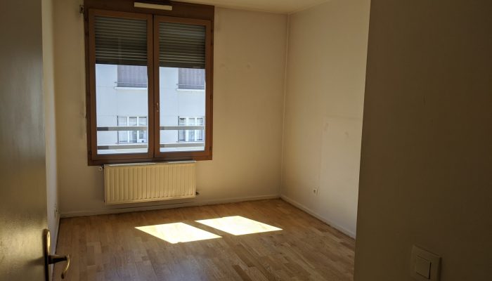 Architecte et décoratrice d'intérieur en Nord isère. Rénovations de caractère pour particuliers. plateau, belles demeures, valorisation de patrimoine