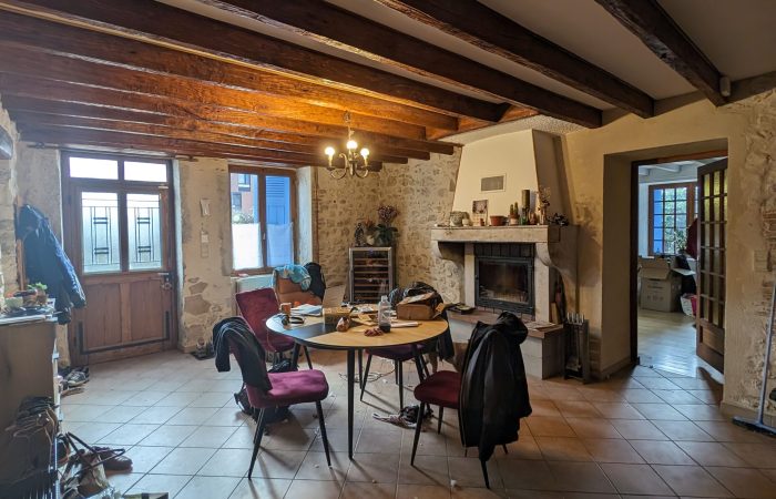 Architecte et décoratrice d'intérieur en Nord isère. Rénovations de caractère pour particuliers. plateau, belles demeures, valorisation de patrimoine